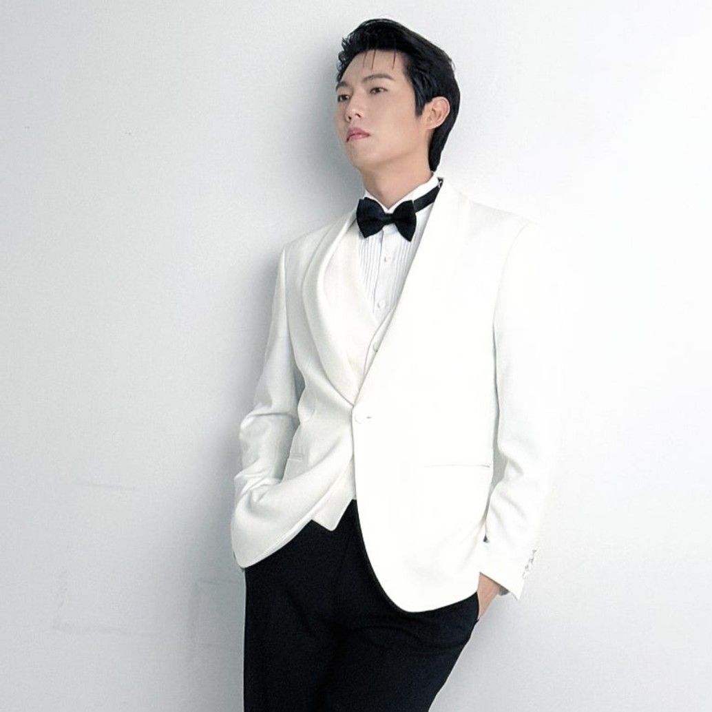 Latest photo of Son Taejin