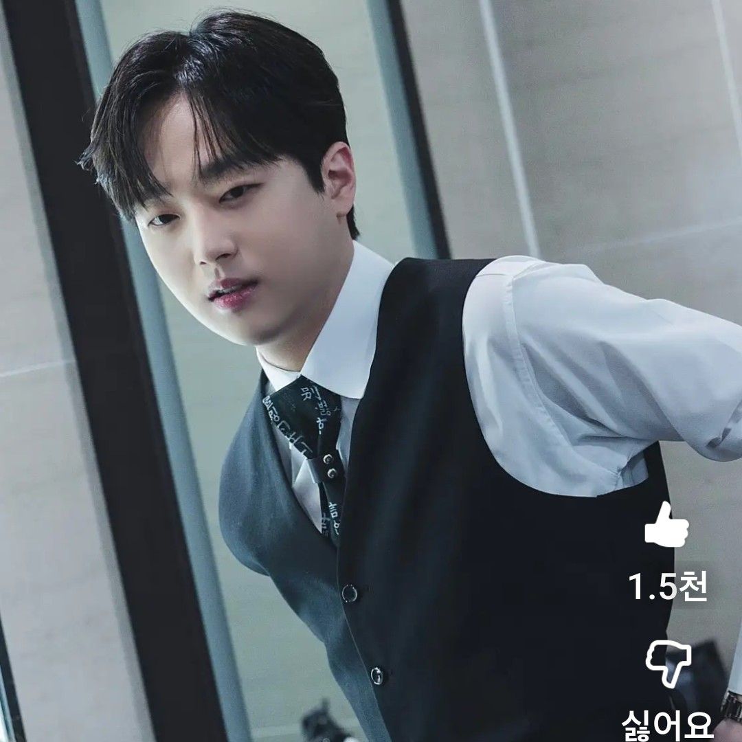 Foto kegiatan terbaru dari Lee Chanwon