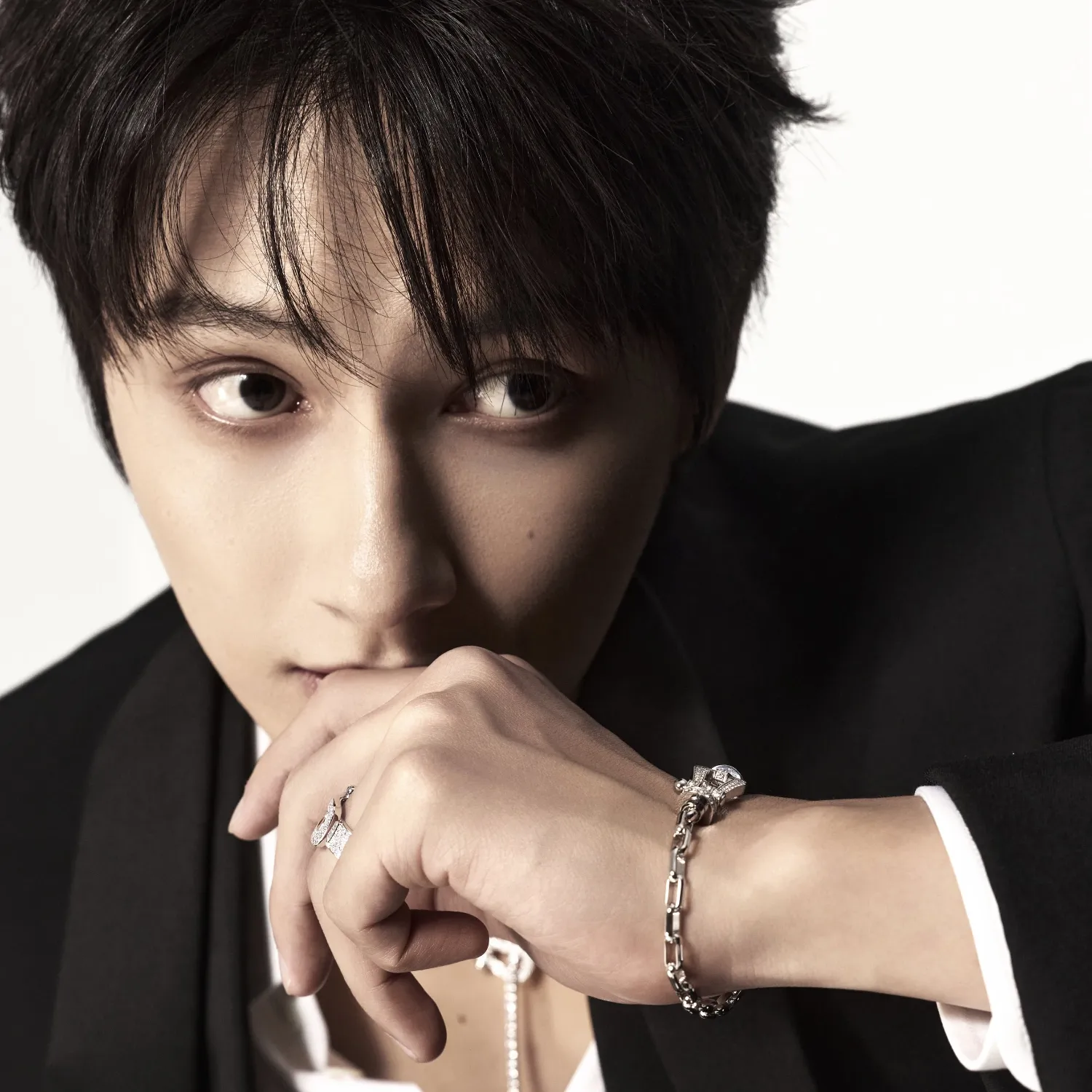 Latest photo of Wen Junhui