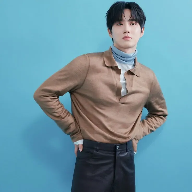 Recent activity shot of Suho