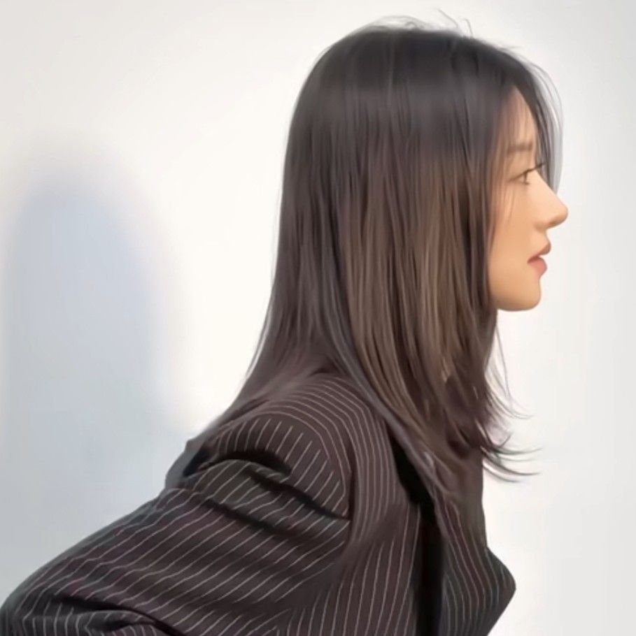 ソ・イェジのビハインドカット