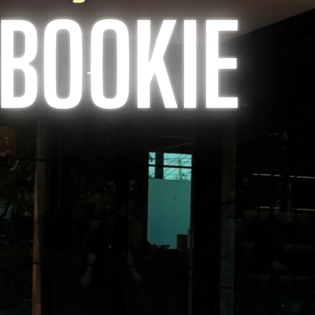Recent activity shot of Book Kasidet Plookphol
