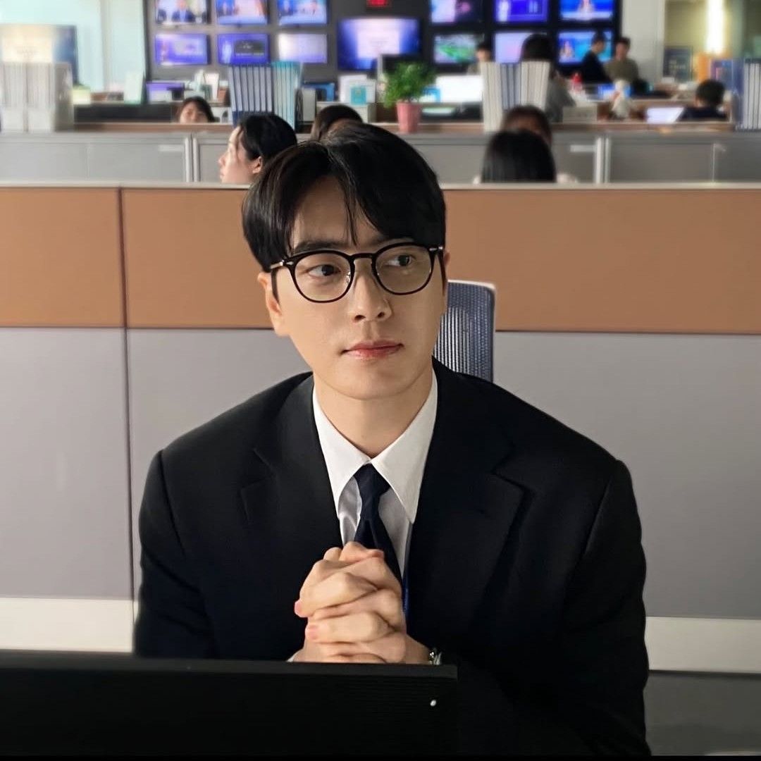 李浚赫的最新照片