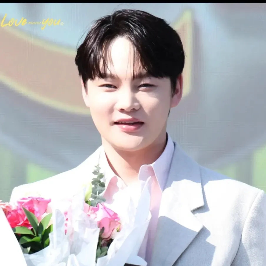 박서진의 비하인드 컷