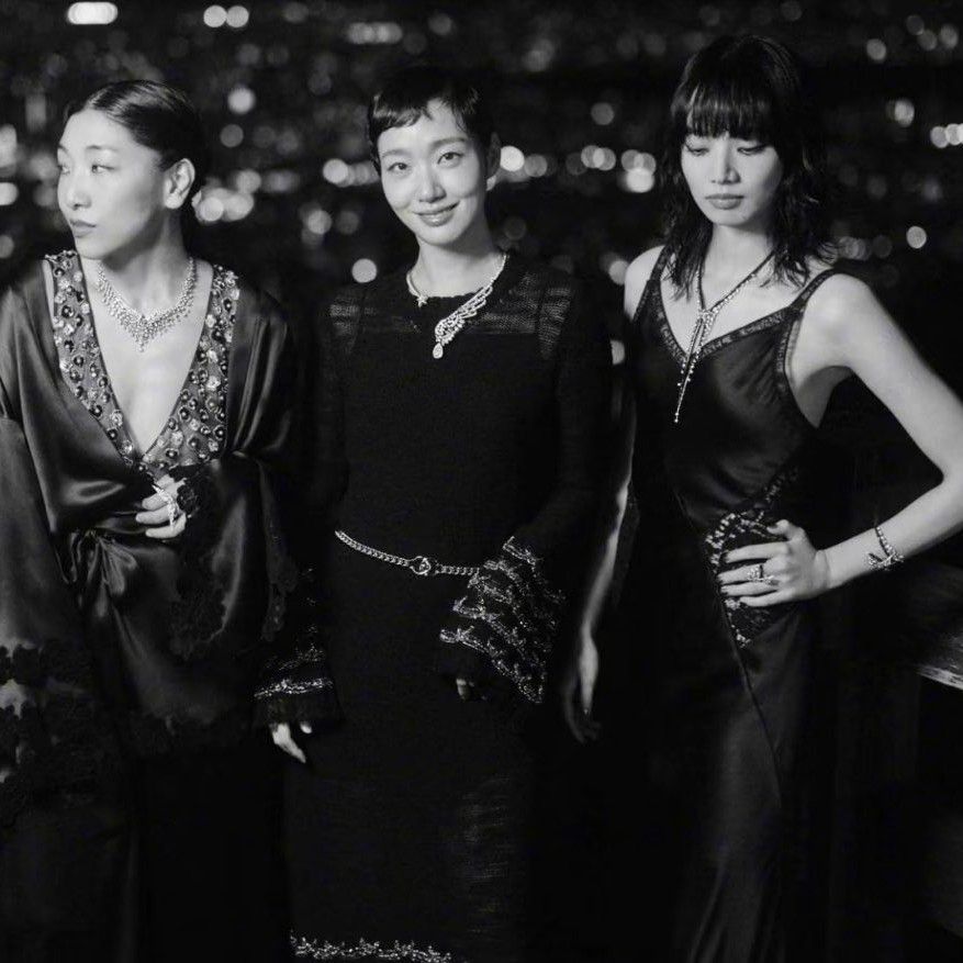 金高銀的最新照片