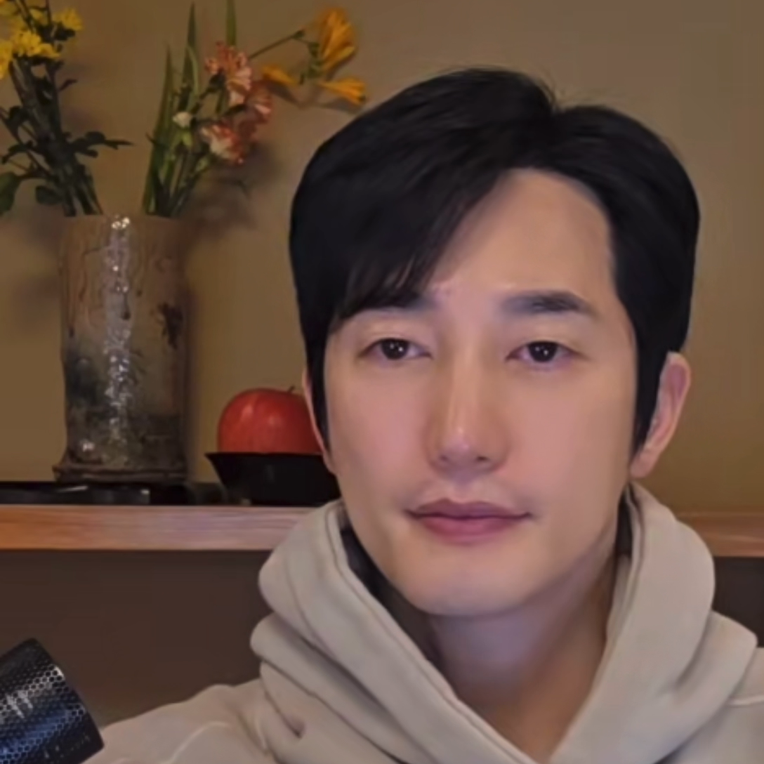 Latest photo of Park Sihoo