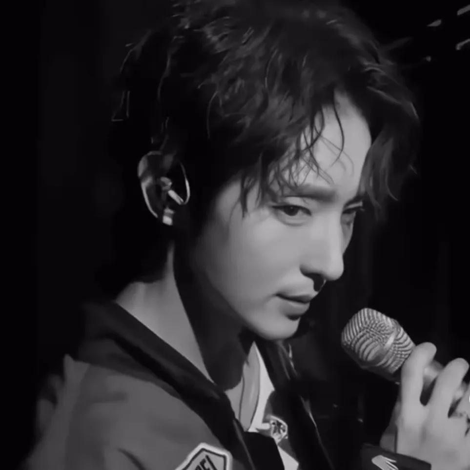 이준기 최근 활동샷