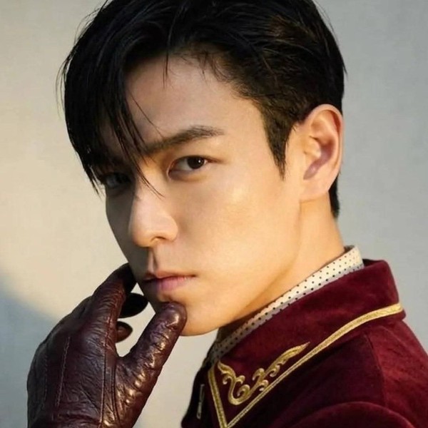 Popular profile image of T.O.P selected by vote
