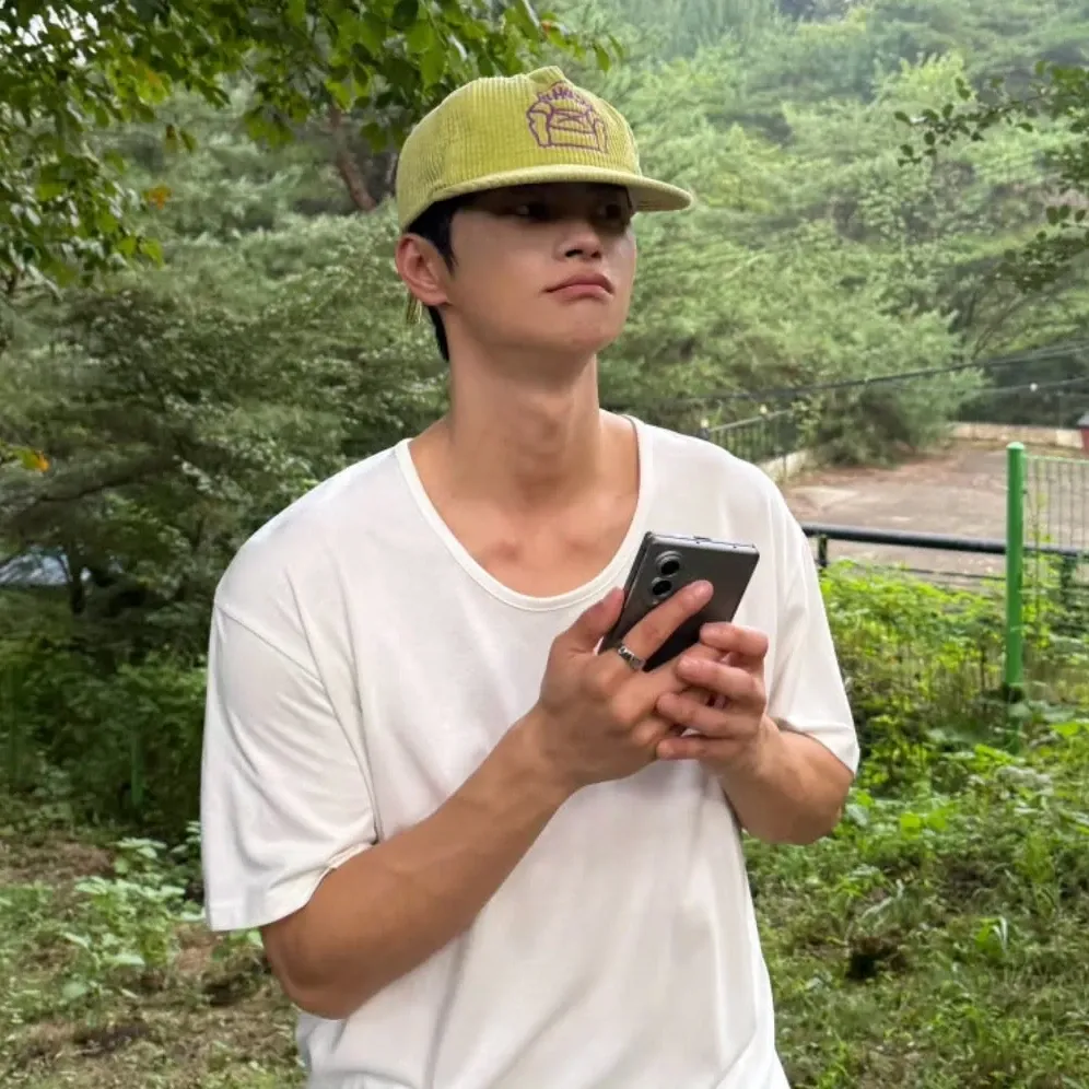 Behind-the-scenes cut of Seo Inguk