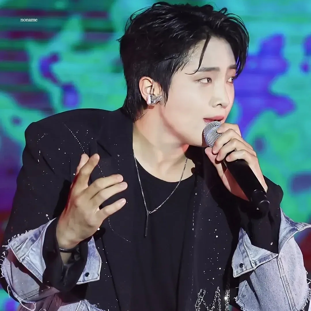 Recent activity shot of Hwang Yunsung