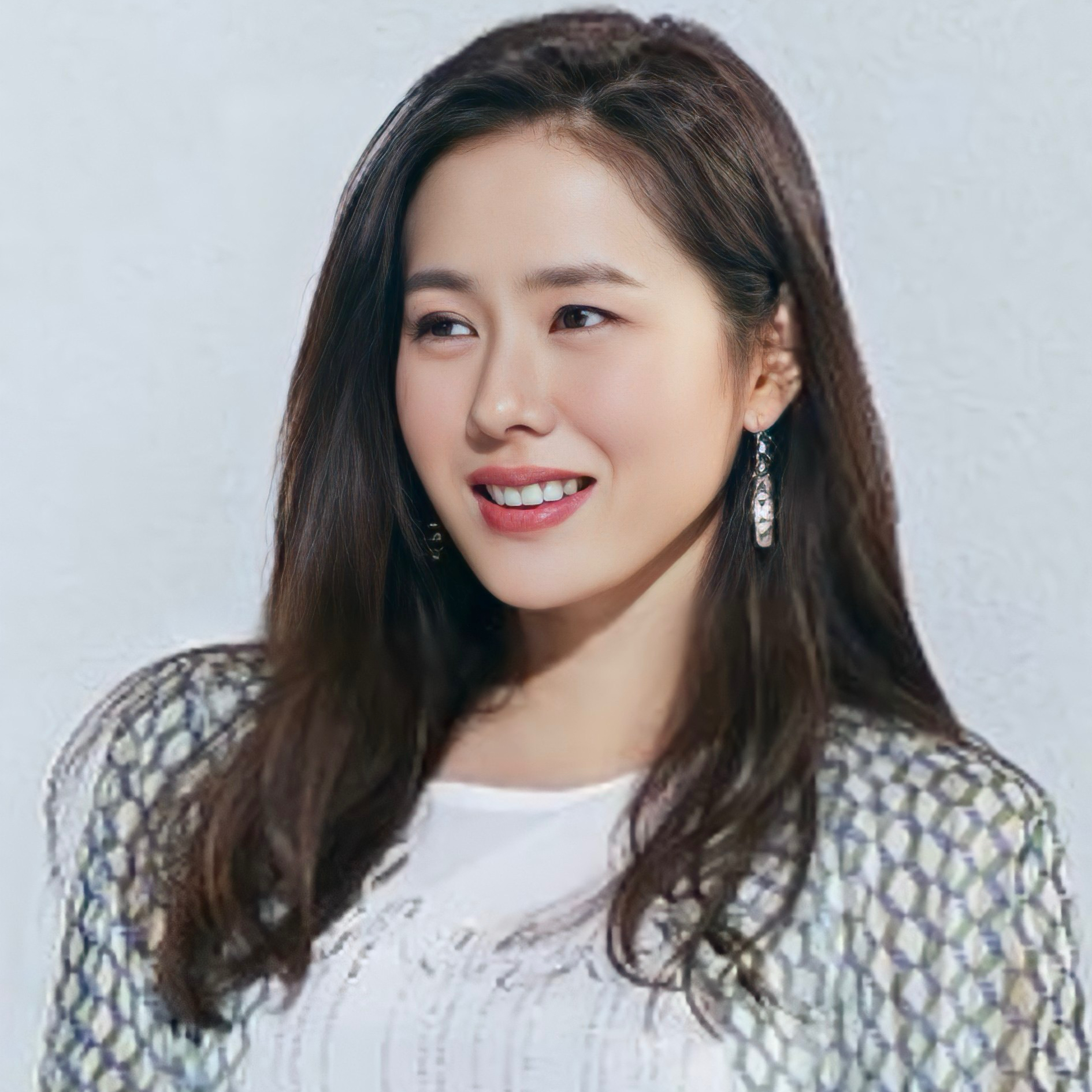 ソン・イェジンの最新写真