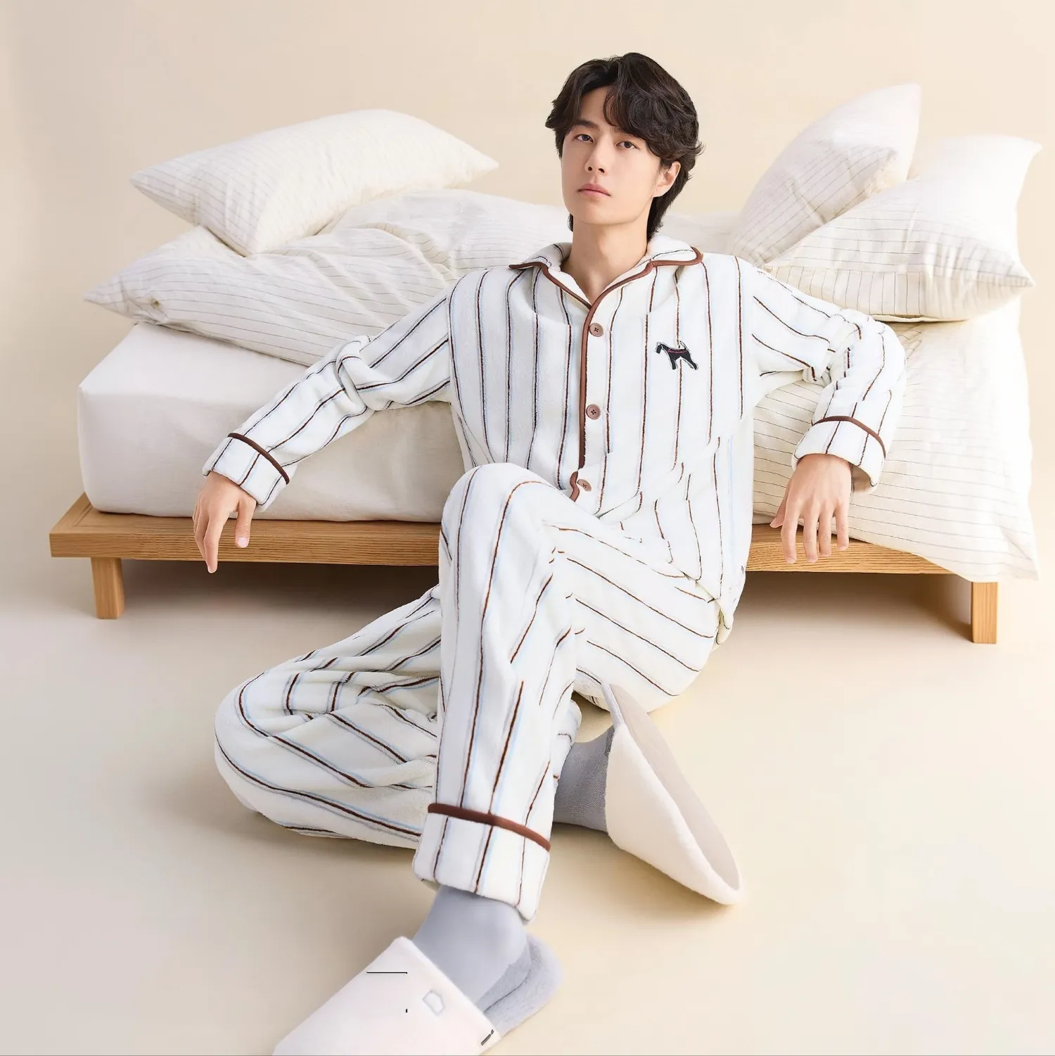 Behind-the-scenes cut of Wang Yibo