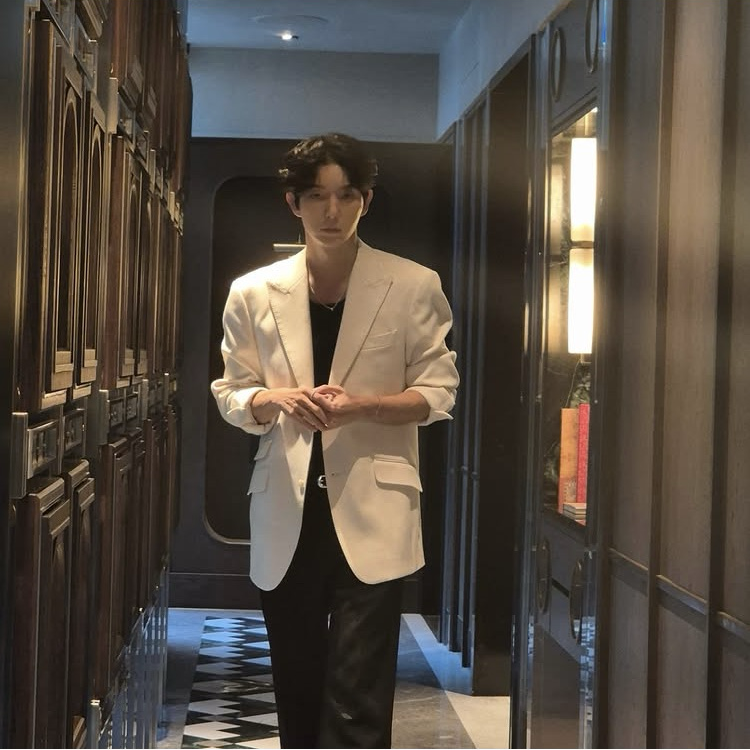 Latest photo of Lee Joongi