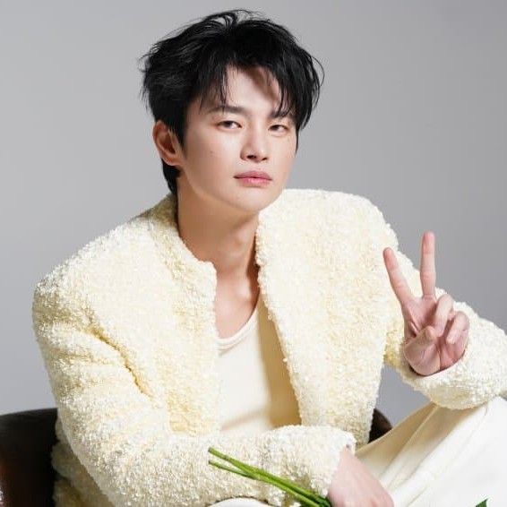 서인국의 비하인드 컷