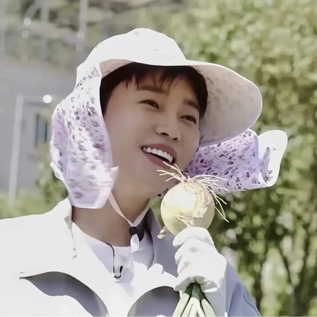 Recent activity shot of Lim Youngwoong