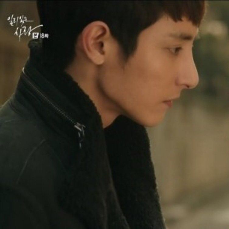 粉丝拍下的李洙赫瞬间