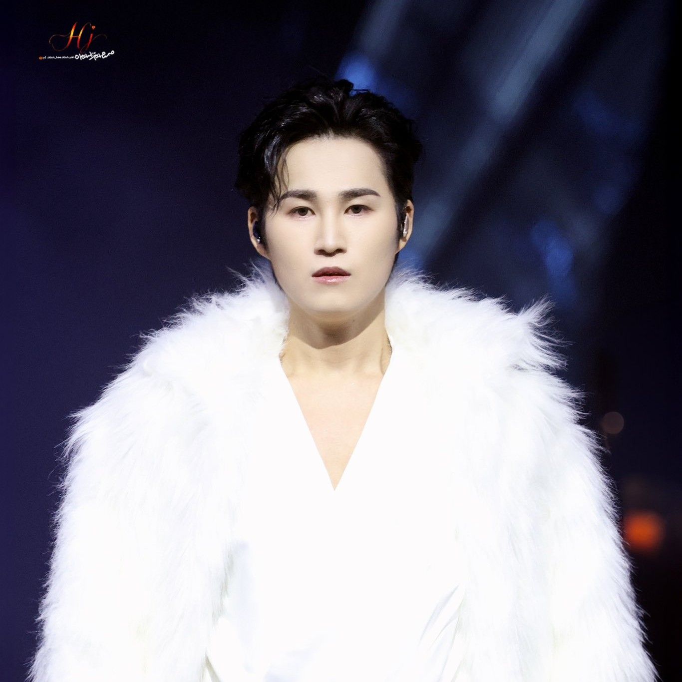 金熙栽的最新照片