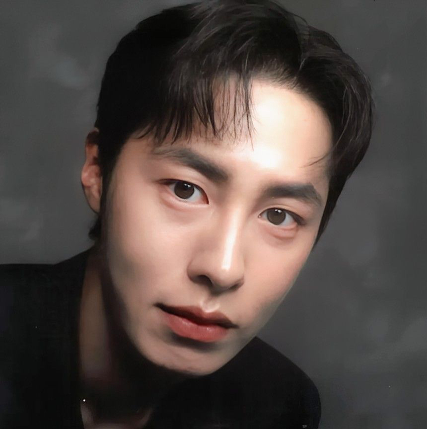 Behind-the-scenes cut of Lee Jaewook