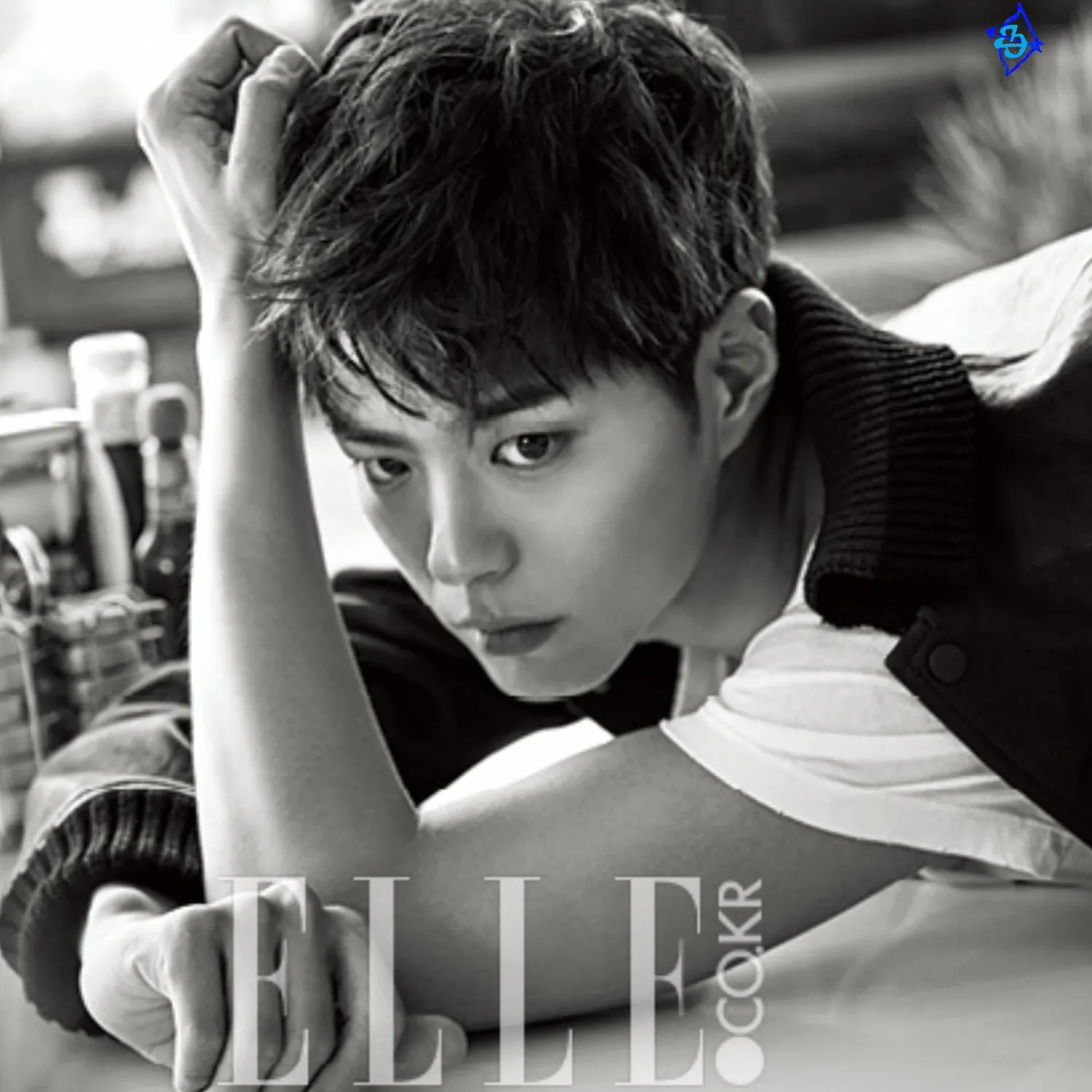 A moment captured by a fan of Park Bogum