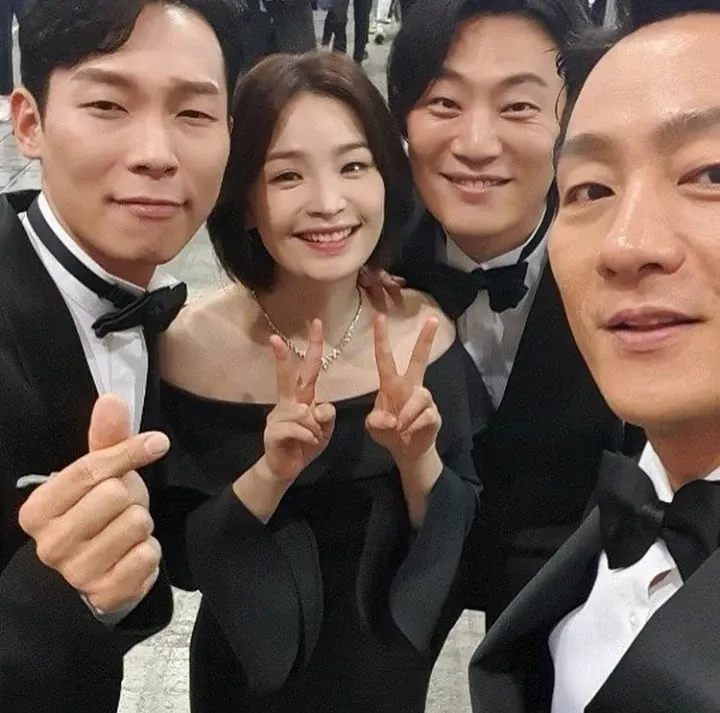 Behind-the-scenes cut of Jeon Mido