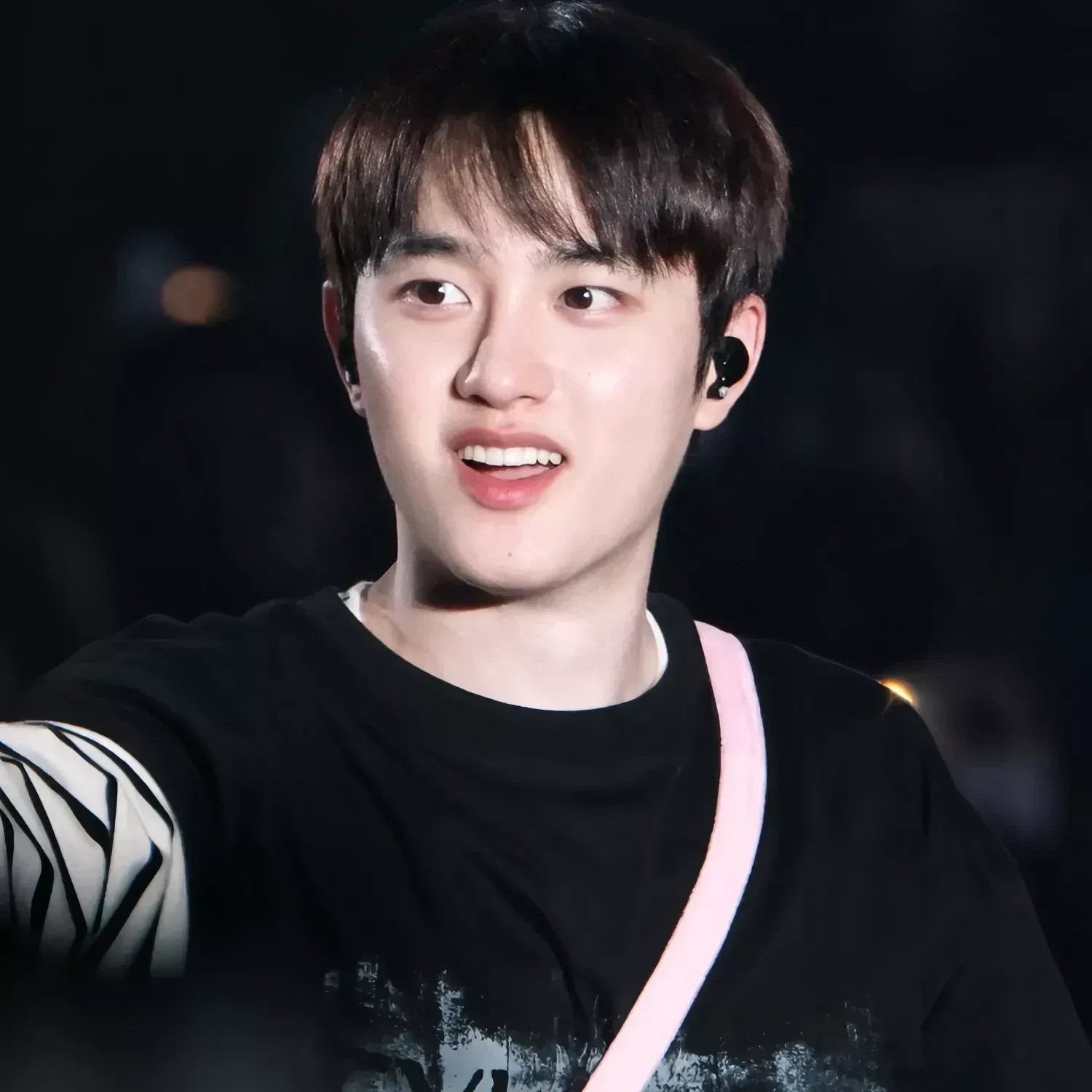 Cuplikan di balik layar dari Doh Kyungsoo (D.O.)
