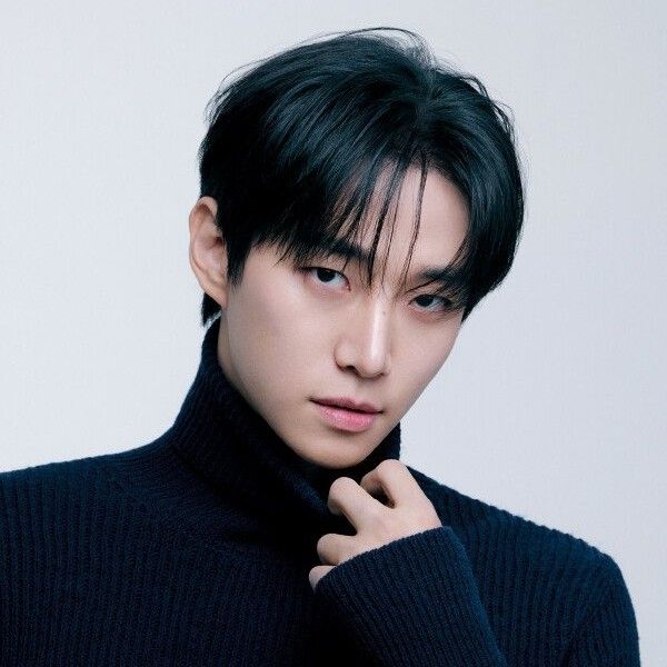 Foto terbaru dari Lee Junho