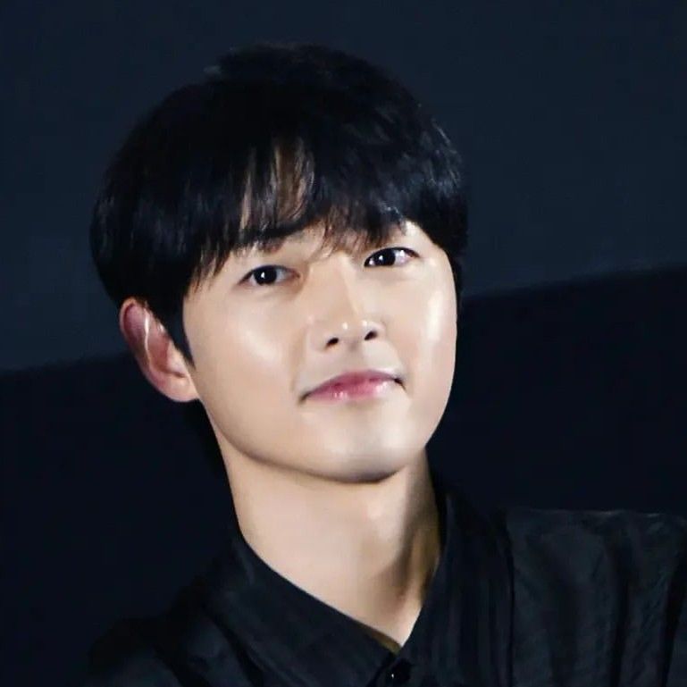 ソン・ジュンギの最近の活動ショット