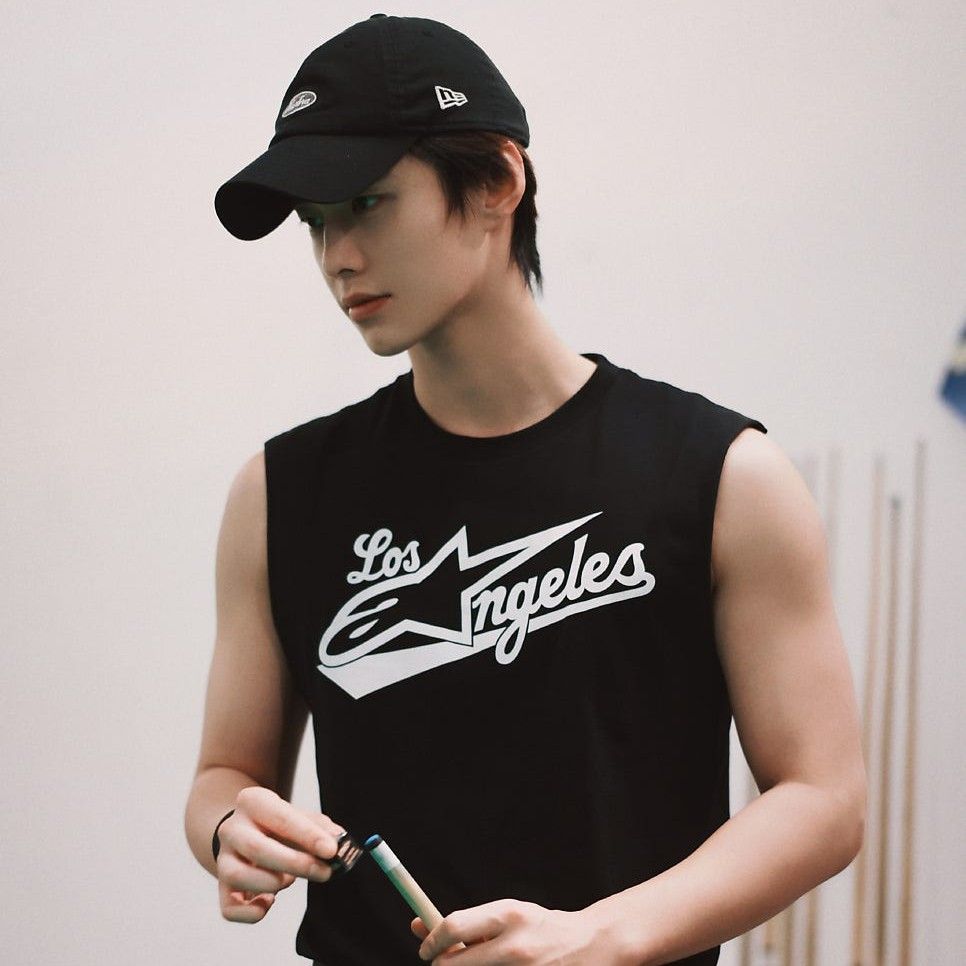 Latest photo of He Yu