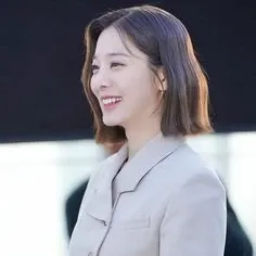 Behind-the-scenes cut of Seol Inah