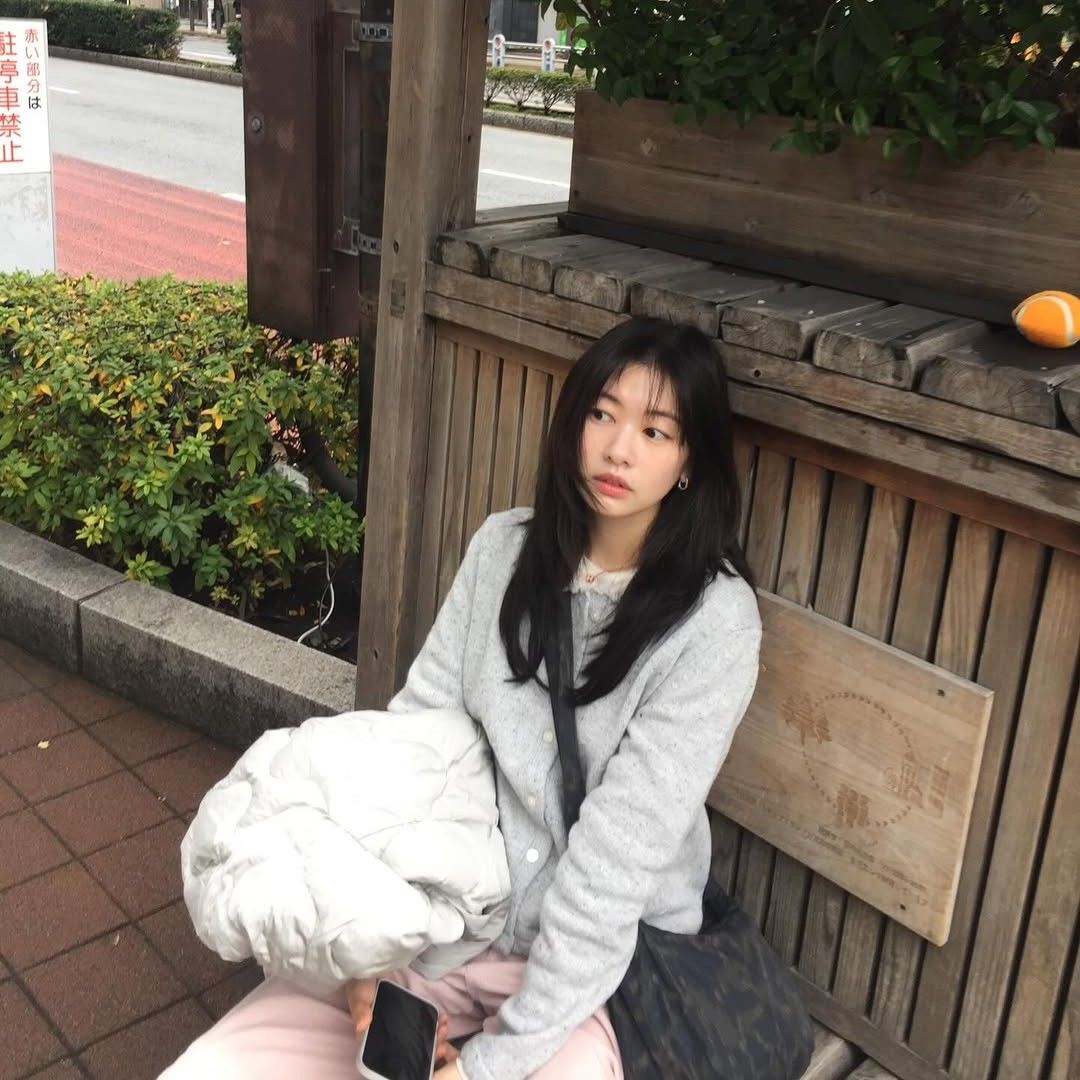 Behind-the-scenes cut of Jung Somin