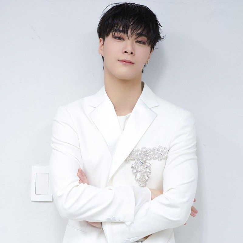 粉丝拍下的车银优瞬间