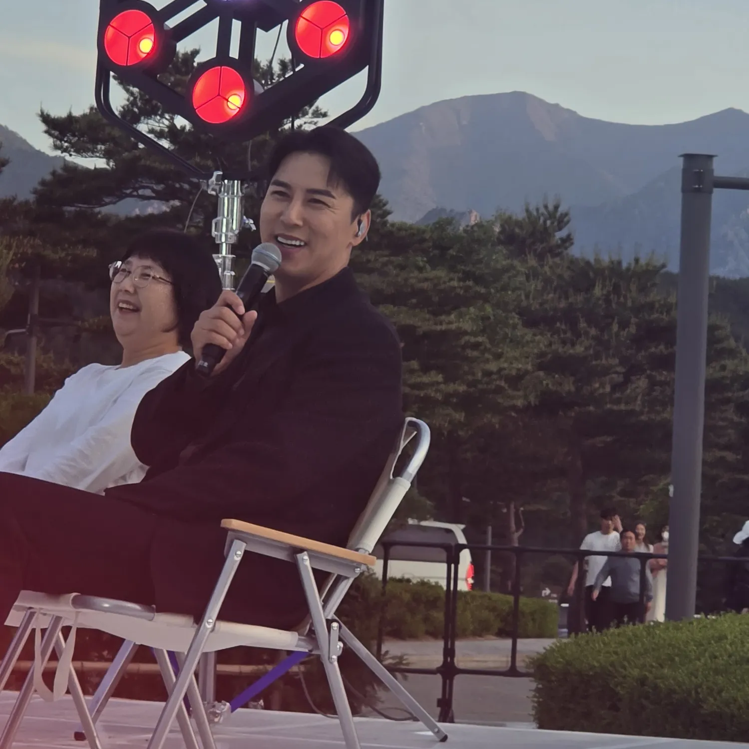Momen yang diabadikan oleh penggemar Jang Minho