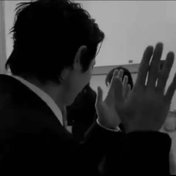 Behind-the-scenes cut of Lee Soohyuk