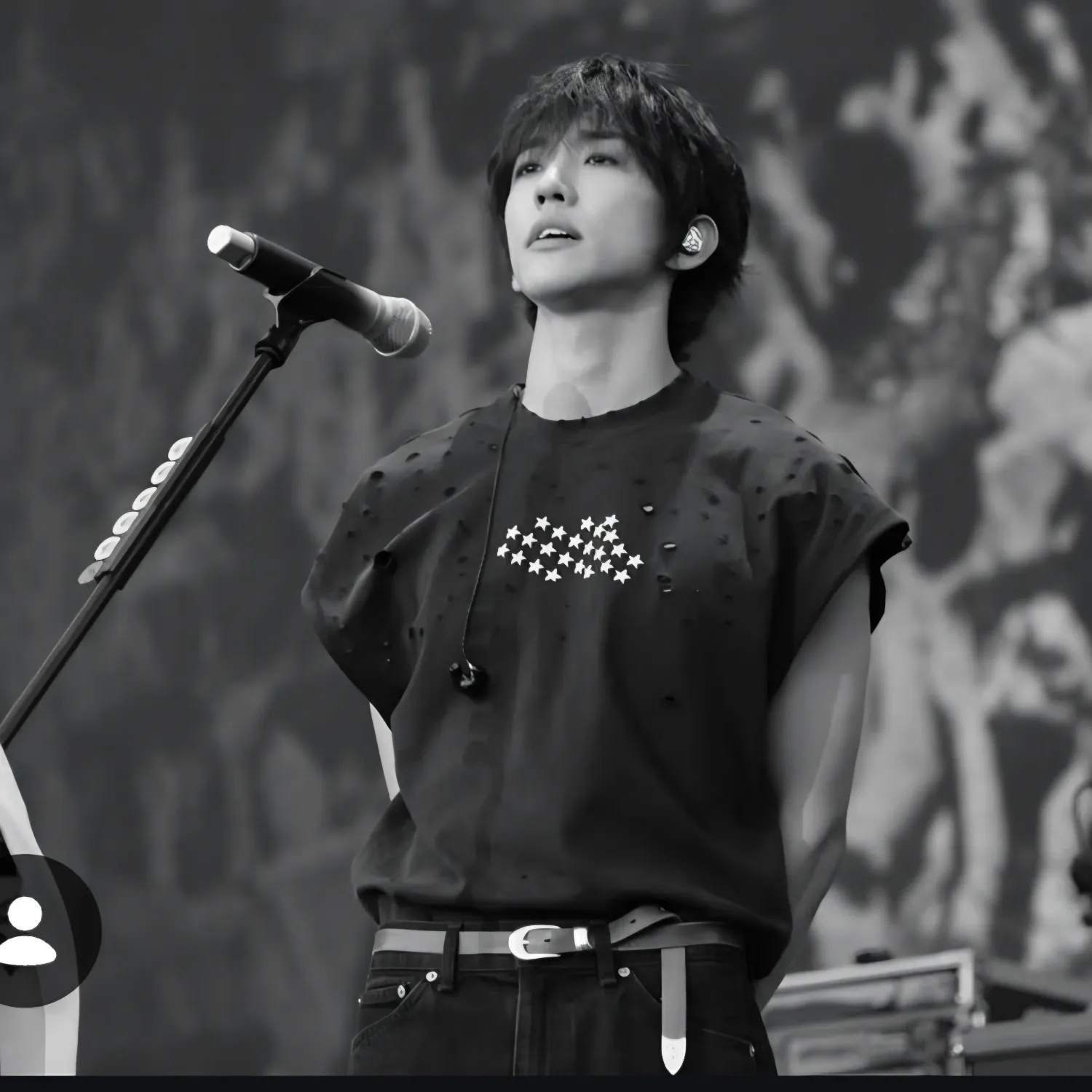 A moment captured by a fan of Lee Seungyoon