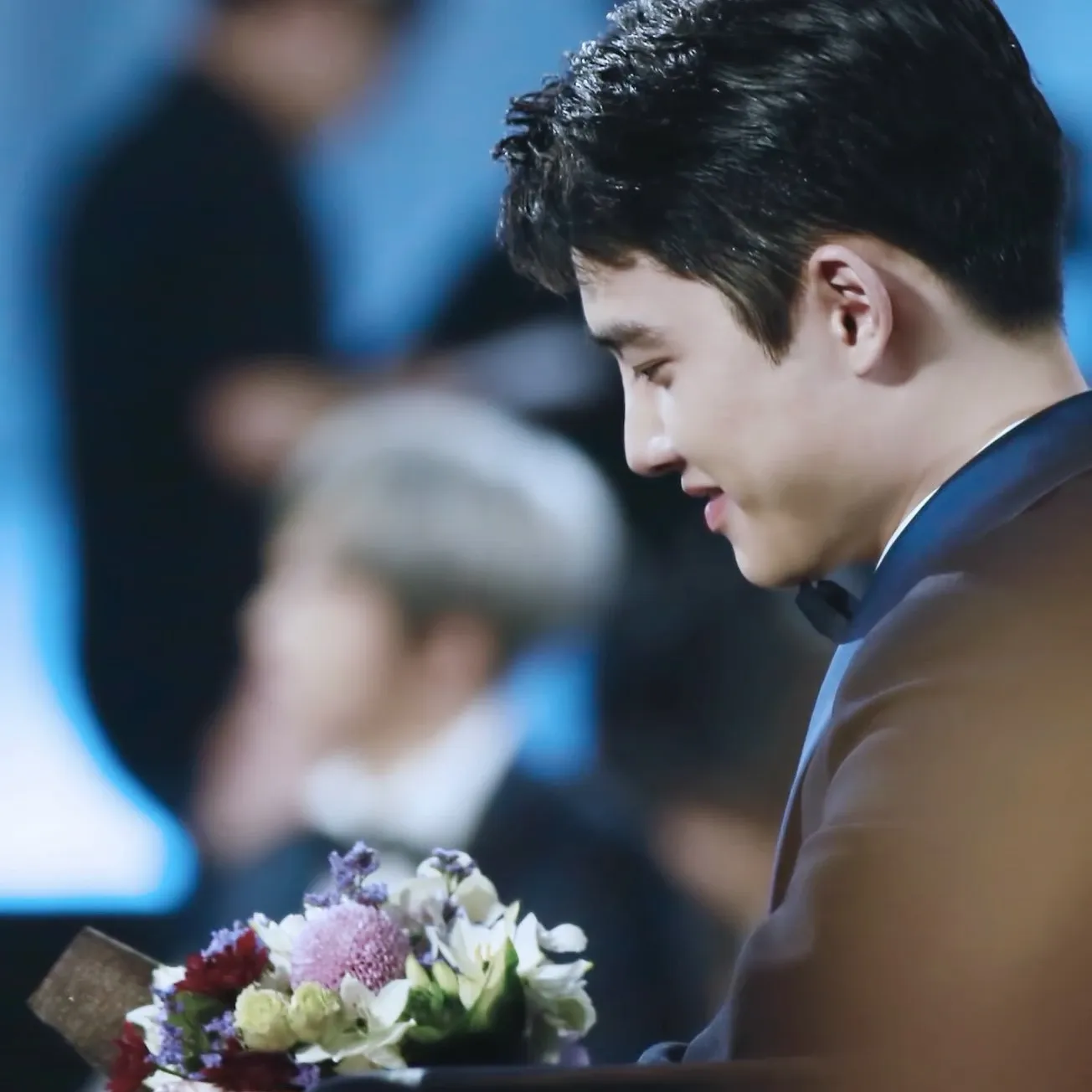 Cuplikan di balik layar dari Doh Kyungsoo (D.O.)