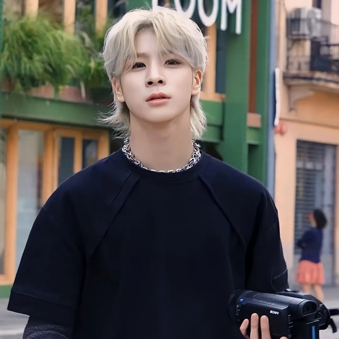 郑东元的近期活动照