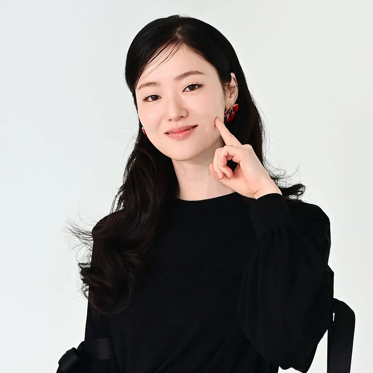 Recent activity shot of Jeon Yeobeen