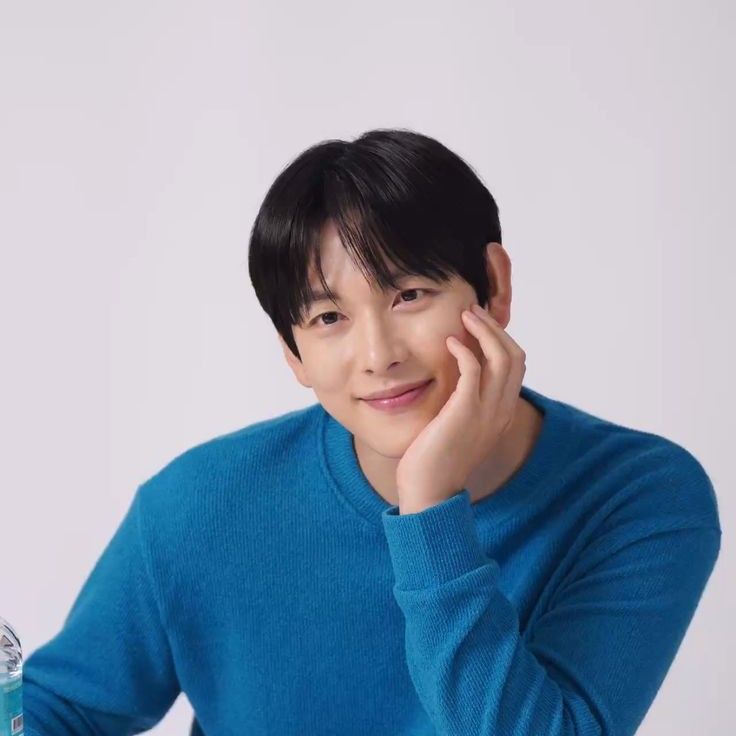 Recent activity shot of Yim Siwan