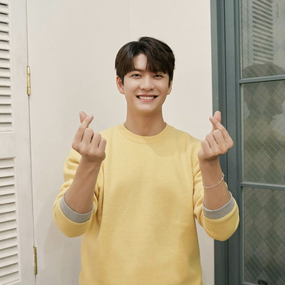 Behind-the-scenes cut of Kang Taeoh