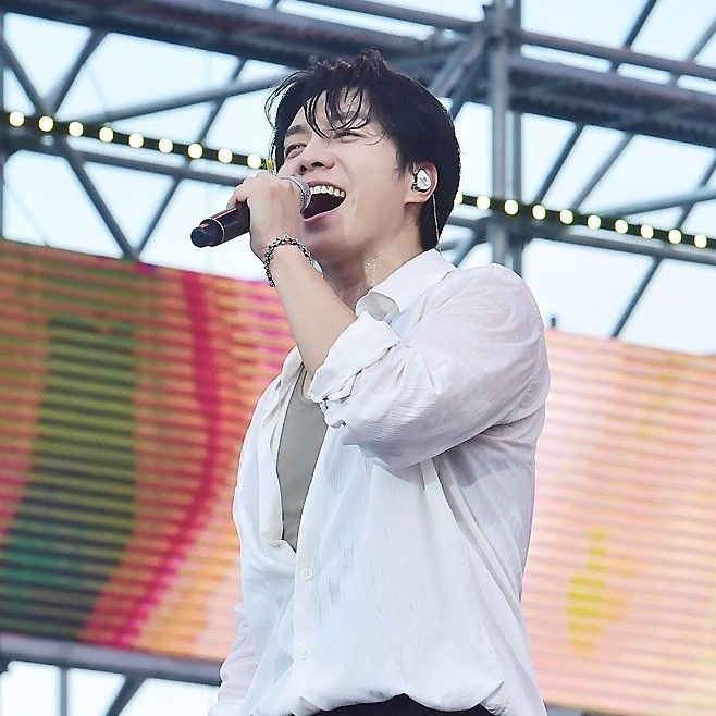 李昇基的最新照片