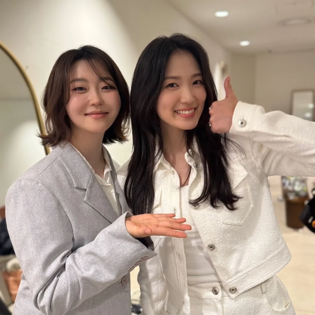 Behind-the-scenes cut of Kim Hyeyoon