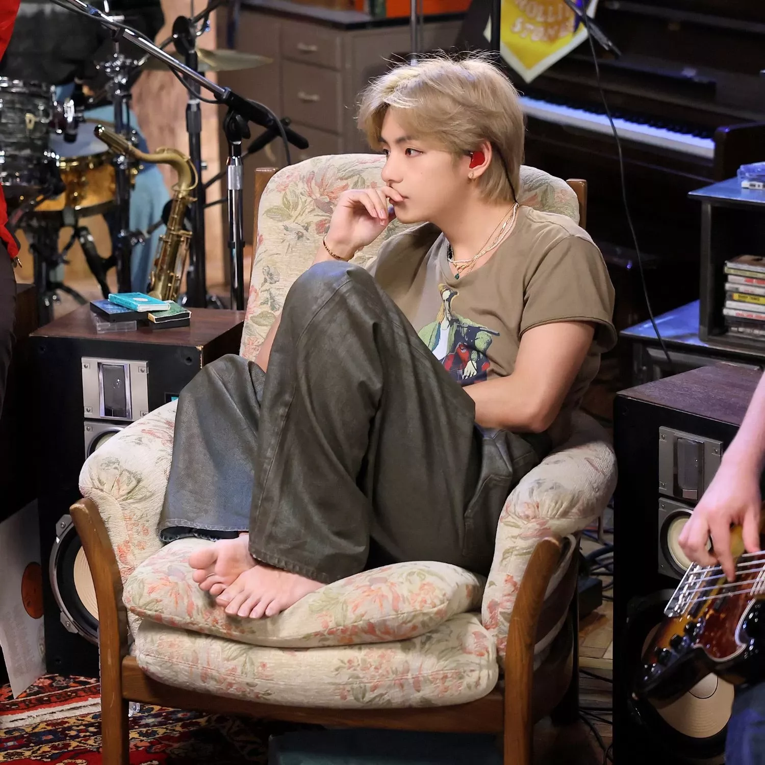 김태형 (뷔)의 비하인드 컷