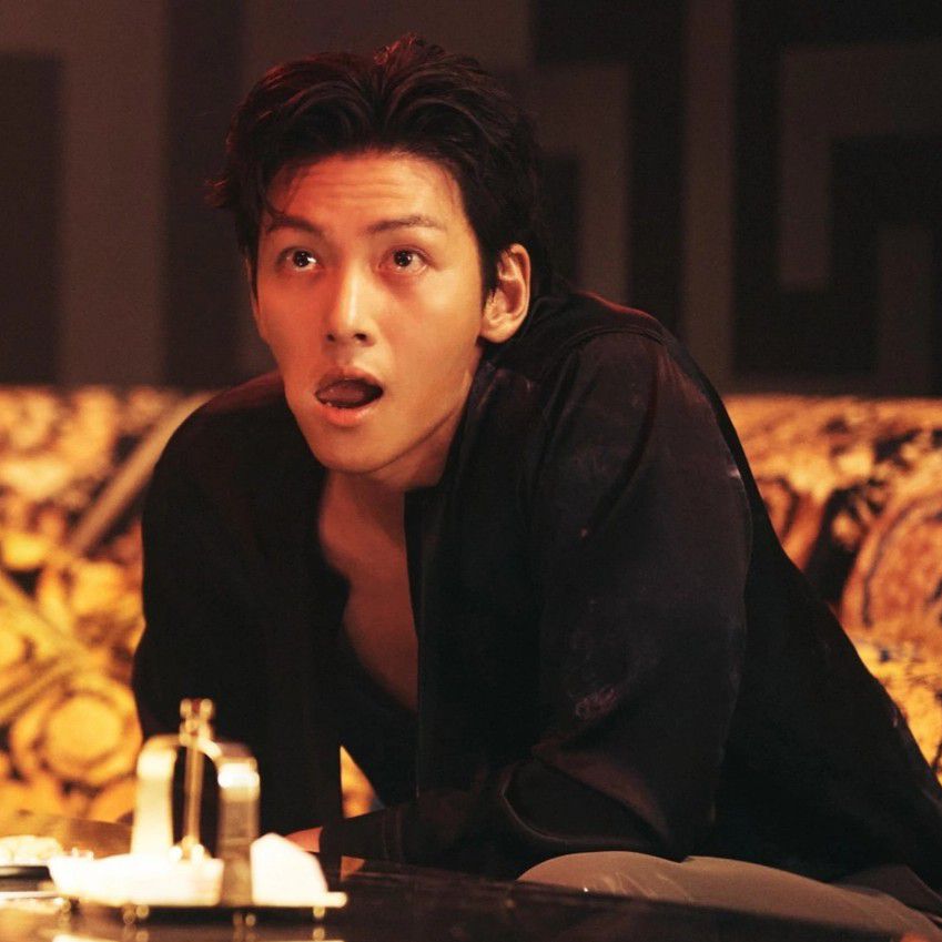 粉丝拍下的池昌旭瞬间