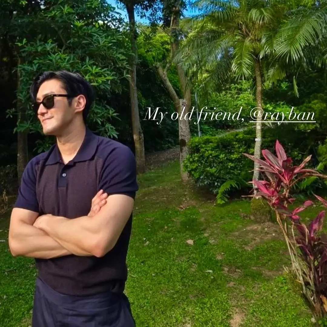 A moment captured by a fan of Choi Siwon