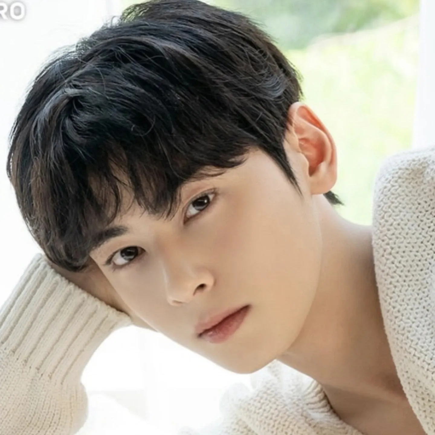 Latest photo of Cha Eunwoo