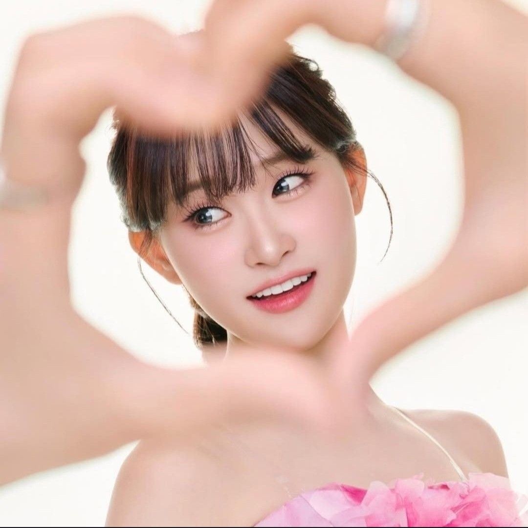 Momen yang diabadikan oleh penggemar Kim Dahyun