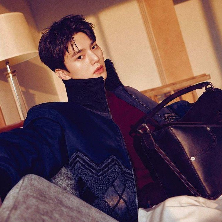 Latest photo of Song Kang