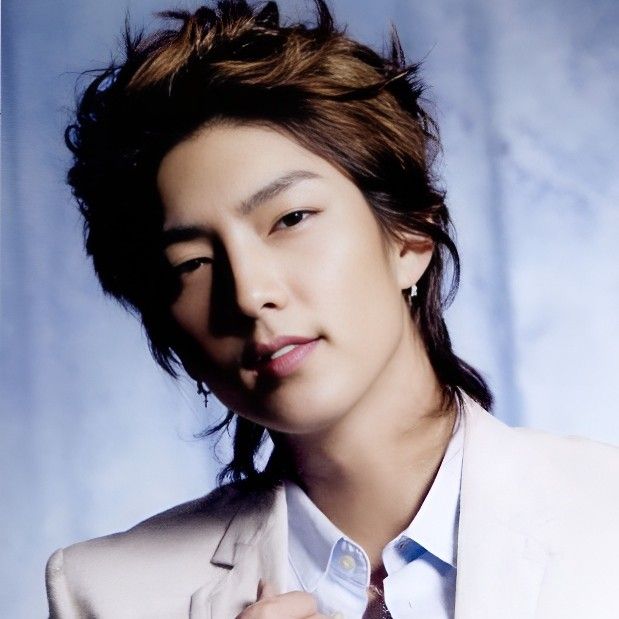 Recent activity shot of Lee Joongi