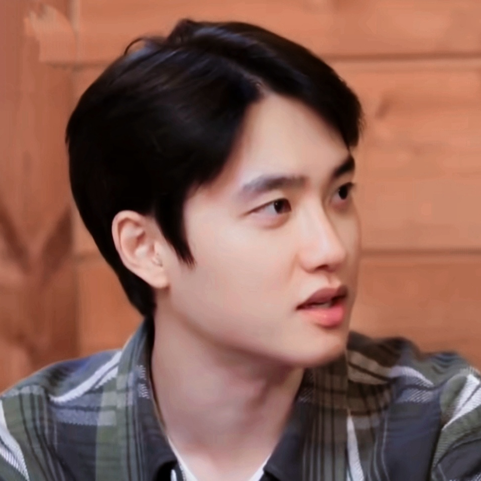 도경수 (디오)의 비하인드 컷