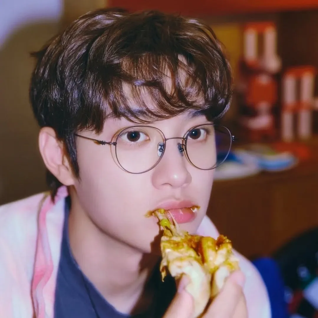 Foto kegiatan terbaru dari Doh Kyungsoo (D.O.)